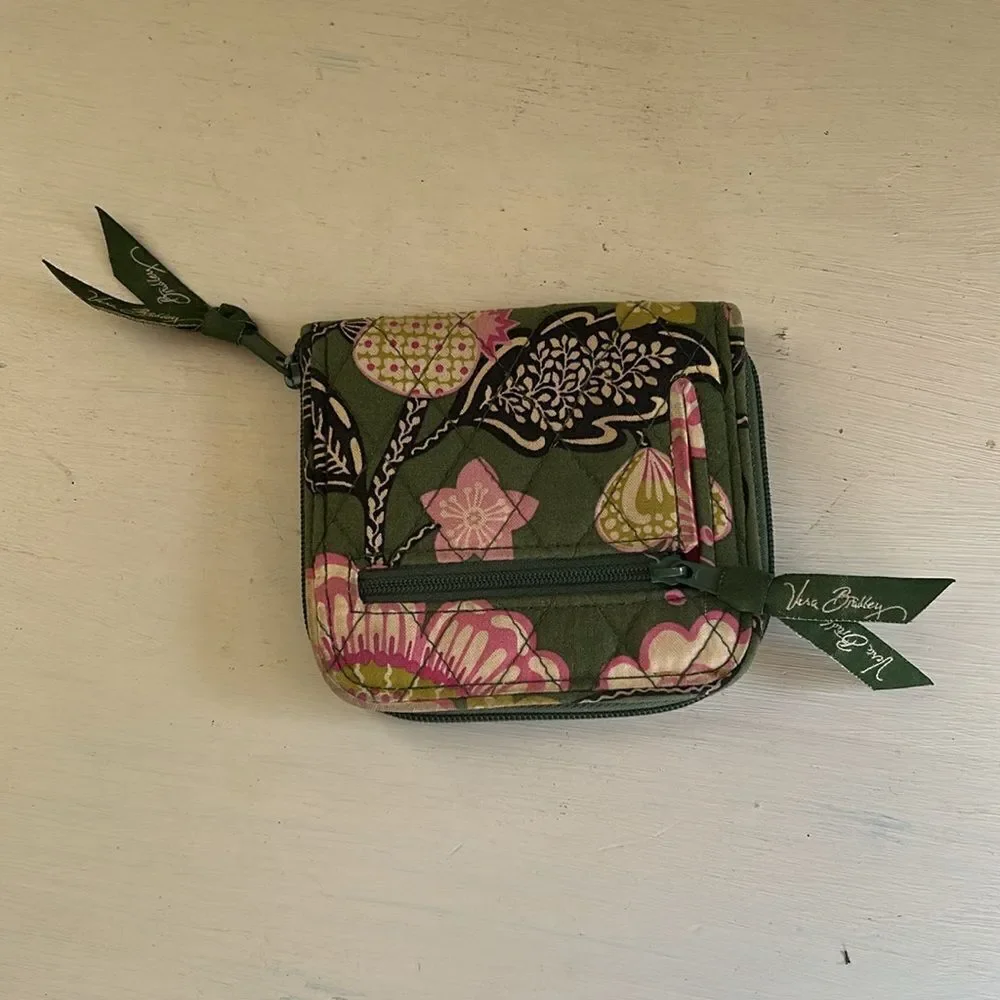 Vera Bradley Green Floral Women's Wallet